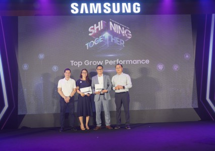 CMC TS was honored as the leading growth partner of Samsung Vietnam