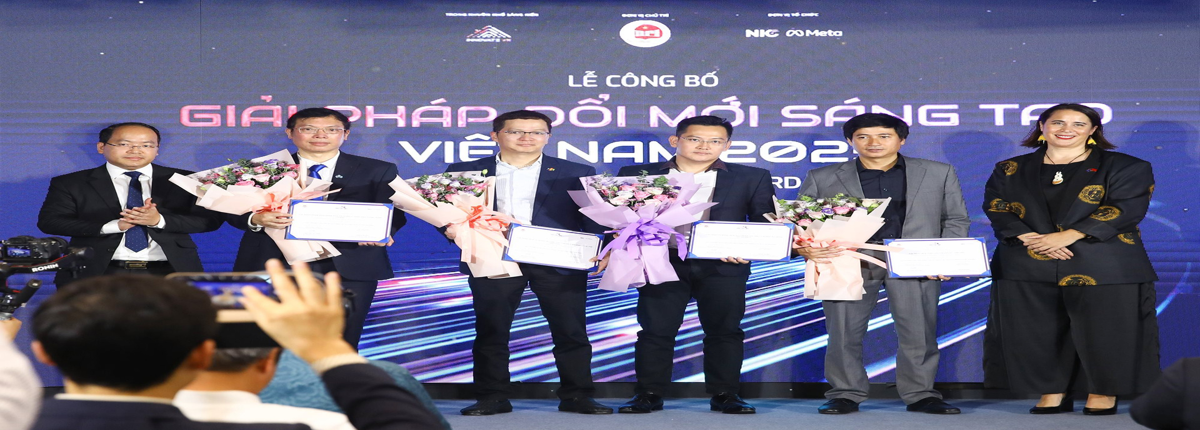 Giải pháp Made by CMC được vinh danh Giải pháp đổi mới sáng tạo Việt Nam 2023