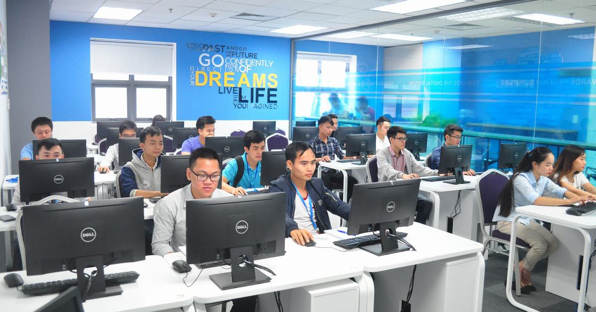 CMC SOFT khai giảng khóa I lớp lập trình viên Java - Chiến dịch The ...