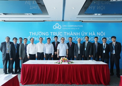 CMC vinh dự đón tiếp Ủy viên Bộ Chính trị - Bí thư Thành ủy Hà Nội tới thăm và làm việc