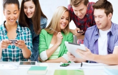 Ứng dụng công nghệ số trong quản lý đạo tạo tại các trường đại học và cao đẳng